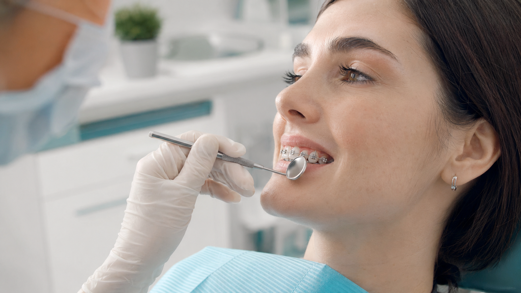 Revisión profesional de brackets dentales